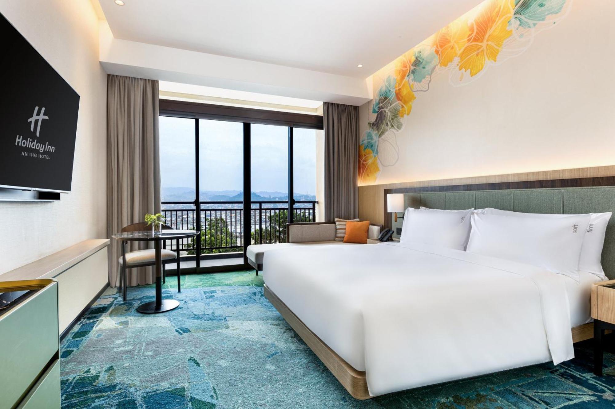 Holiday Inn Lampung Bukit Randu By Ihg Bandar Lampung Exterior foto